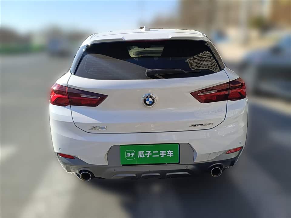 BMW X2