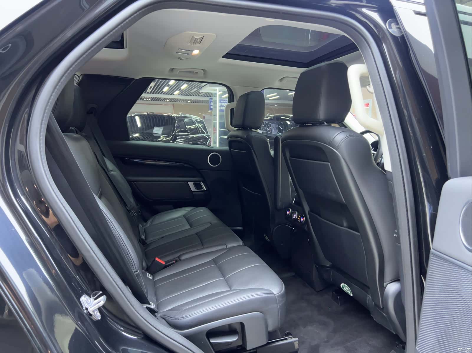 Land Rover Discovery, 2020 все фото
