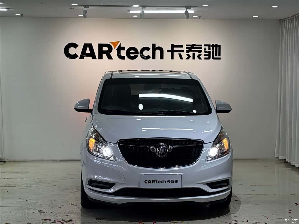 Buick GL8, 2019 3