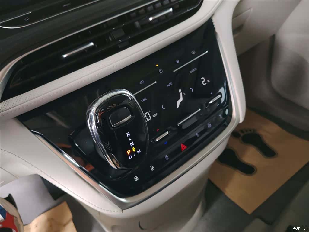 Buick GL8, 2023 14