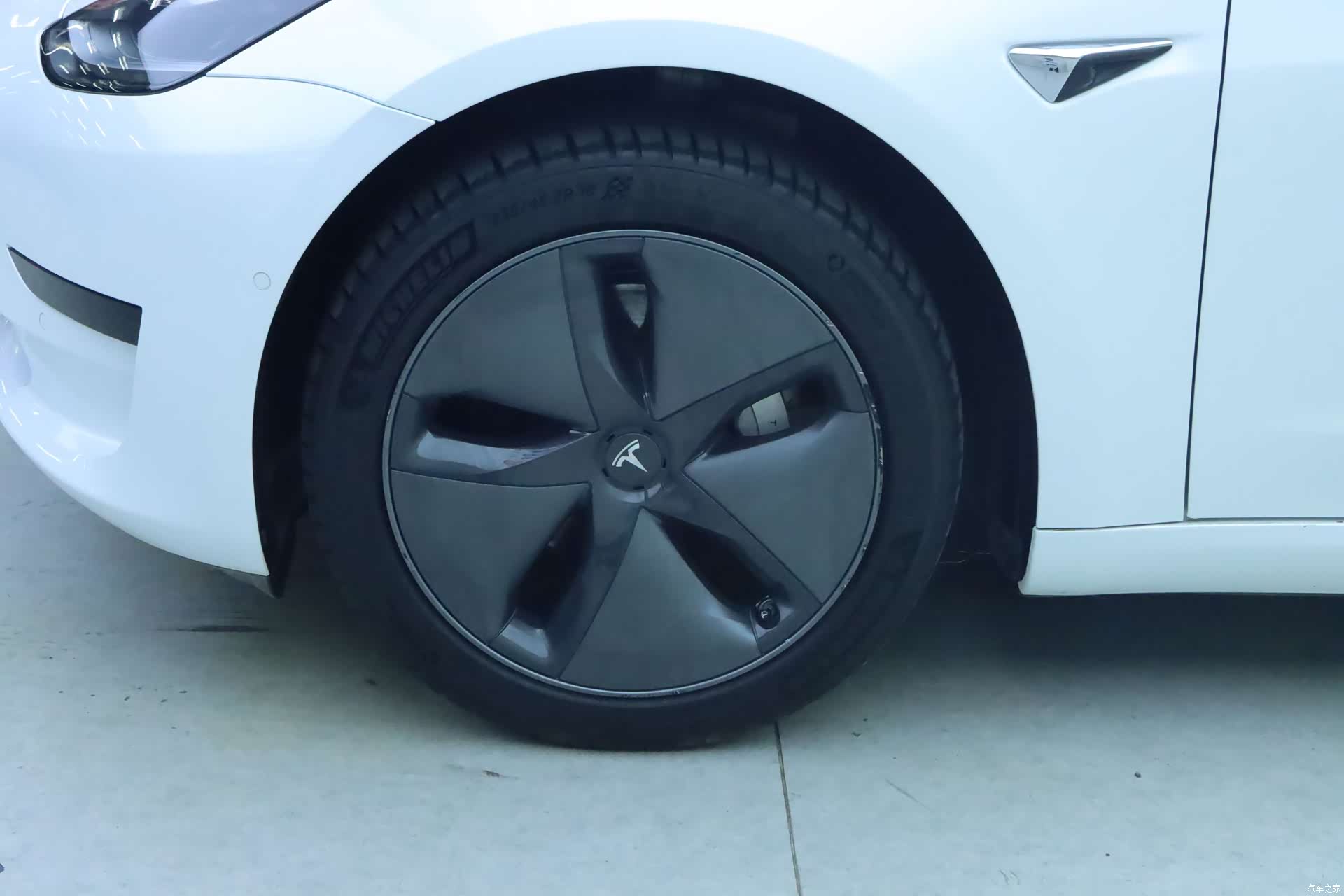 Tesla Model 3, 2020 4