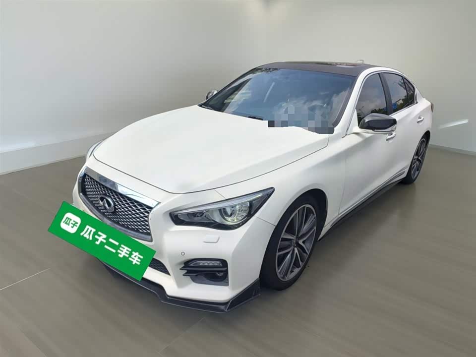 Infiniti Q50L