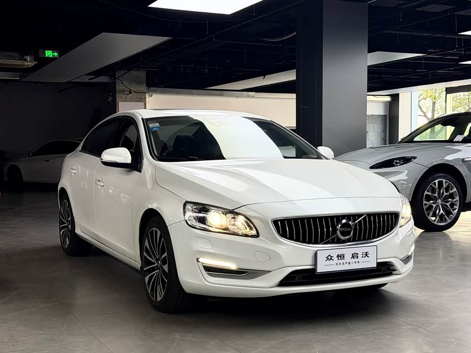 Volvo S60