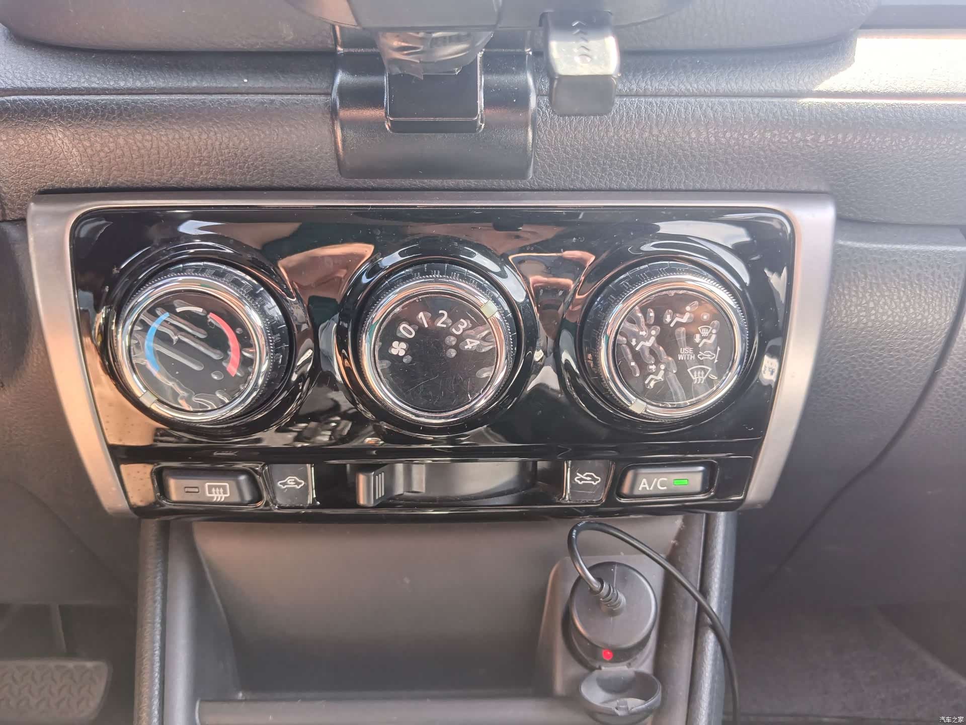 Toyota YARiS L, 2022 19