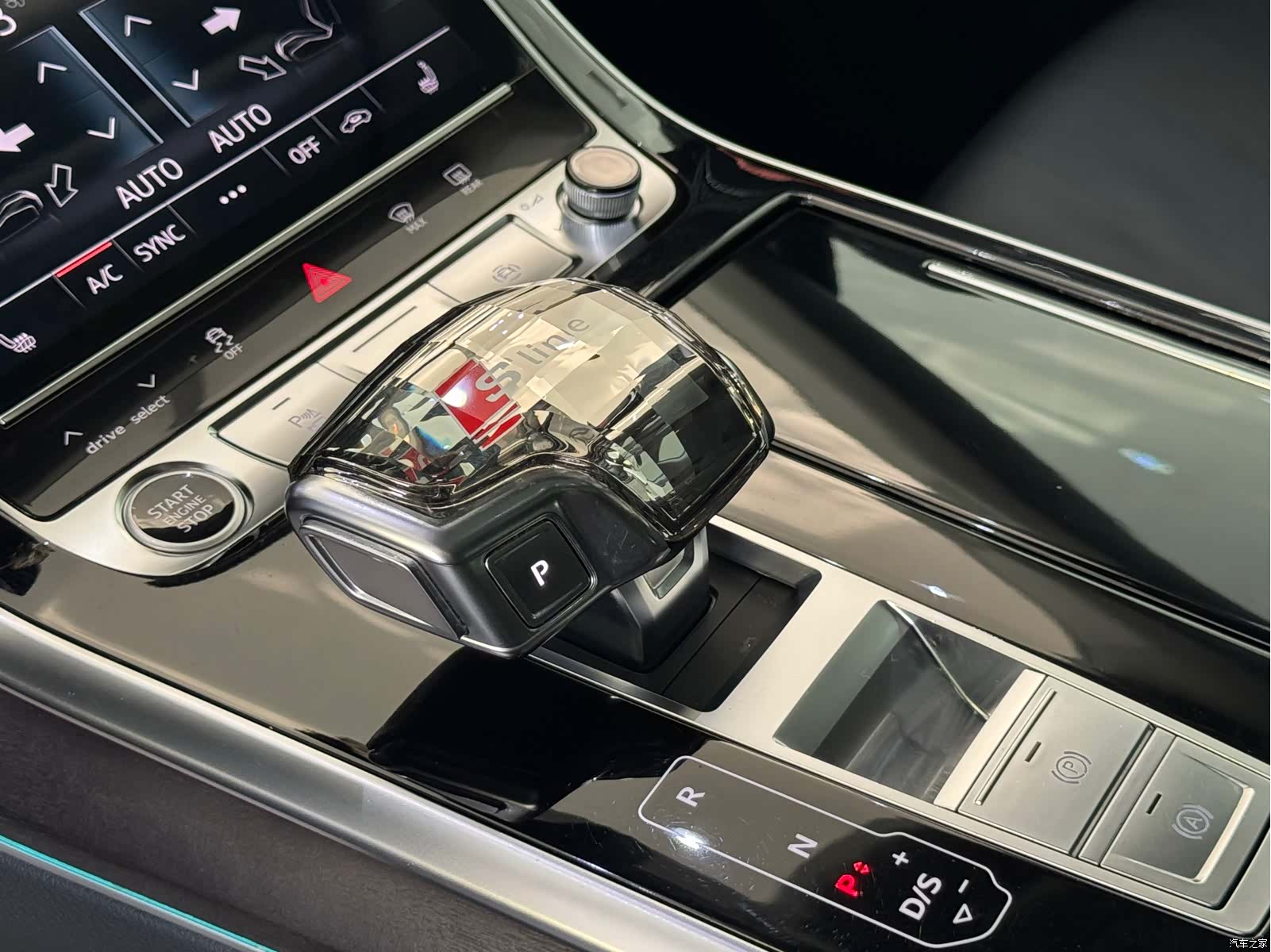 Audi Q8, 2021 11
