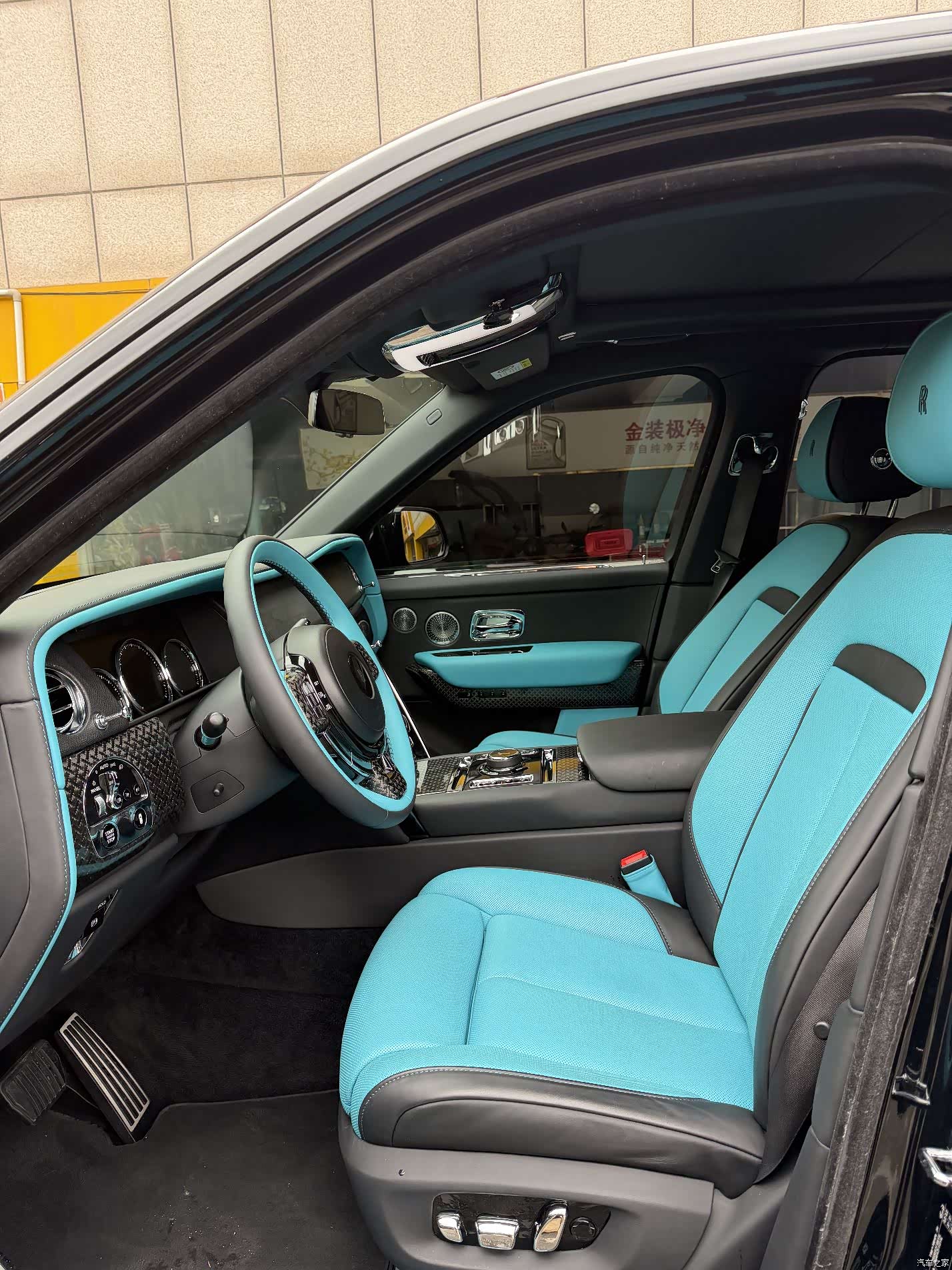 Rolls-Royce Cullinan, 2020 7