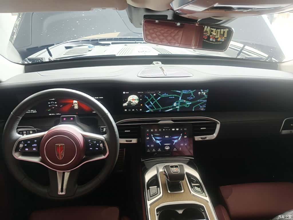 Hongqi E-HS9, 2023 10