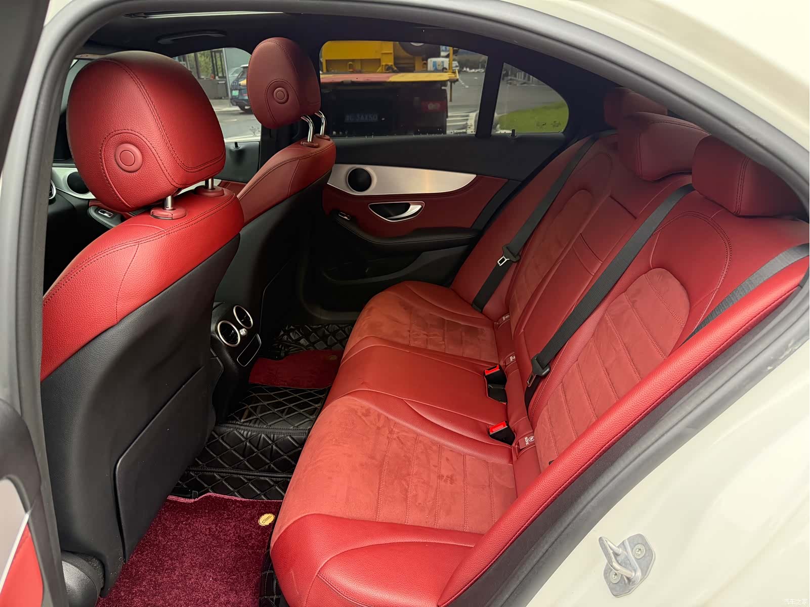 Mercedes-Benz C-Class, 2019 9