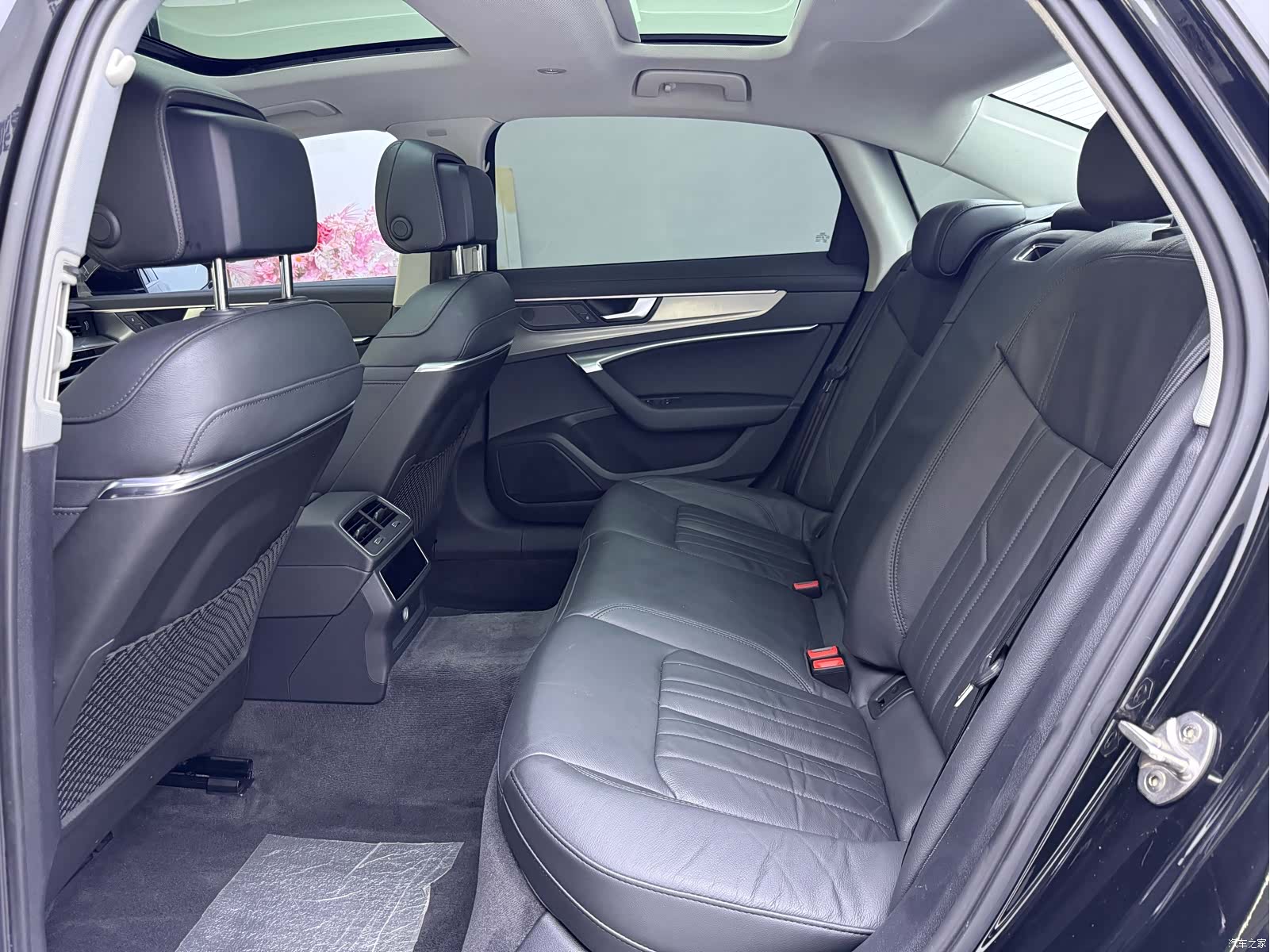 Audi A6L, 2020 12