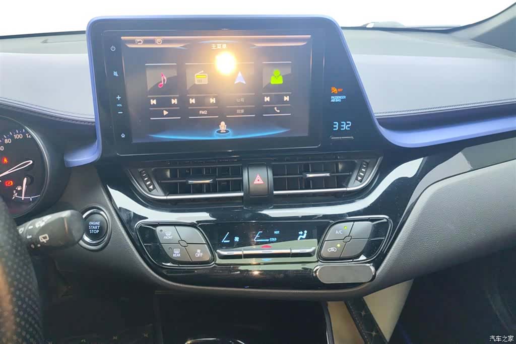 Toyota C-HR, 2019 13