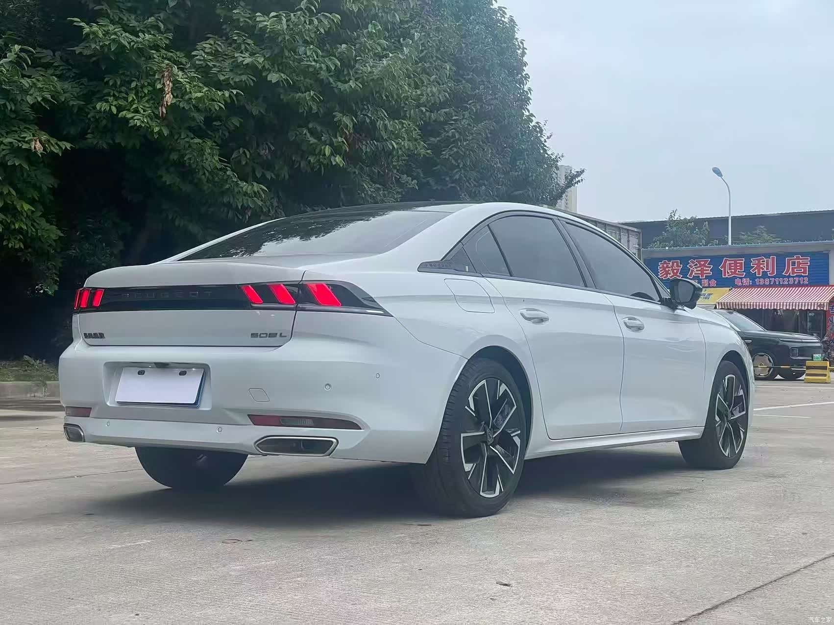 Peugeot 508L, 2025 9
