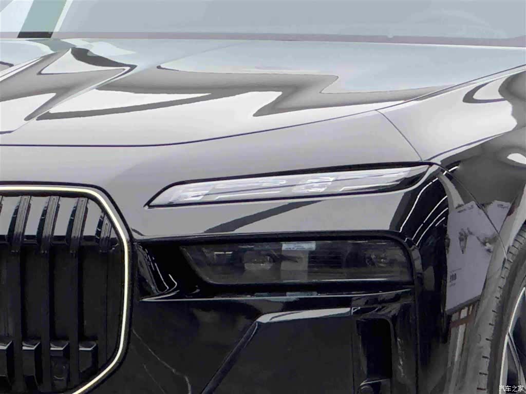 BMW i7, 2023 3