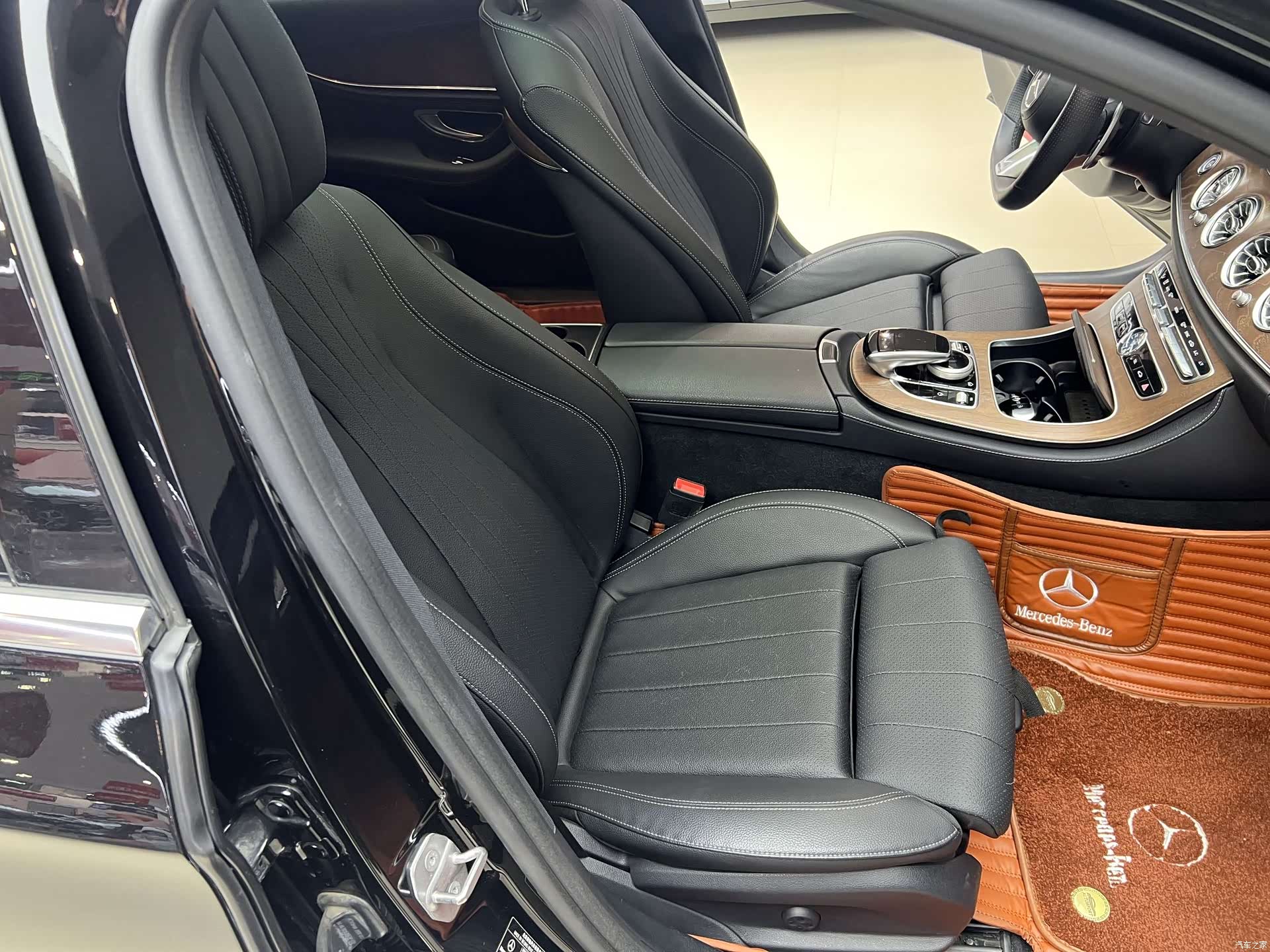 Mercedes-Benz E-Class, 2018 16