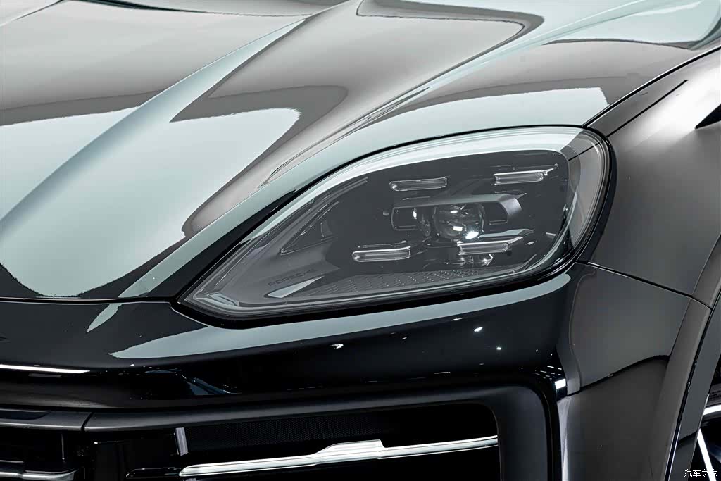 Porsche Cayenne, 2025 4