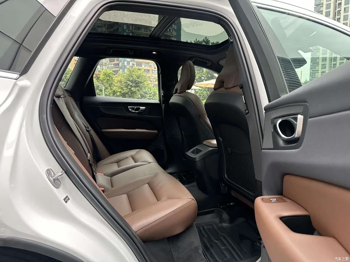 Volvo XC60, 2023 7