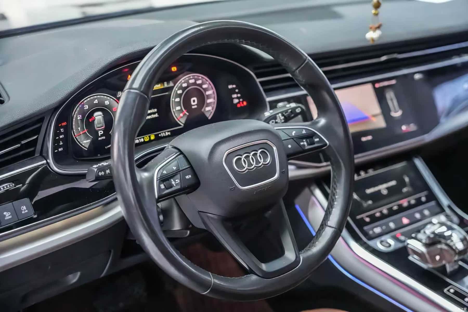 Audi Q8, 2023 7