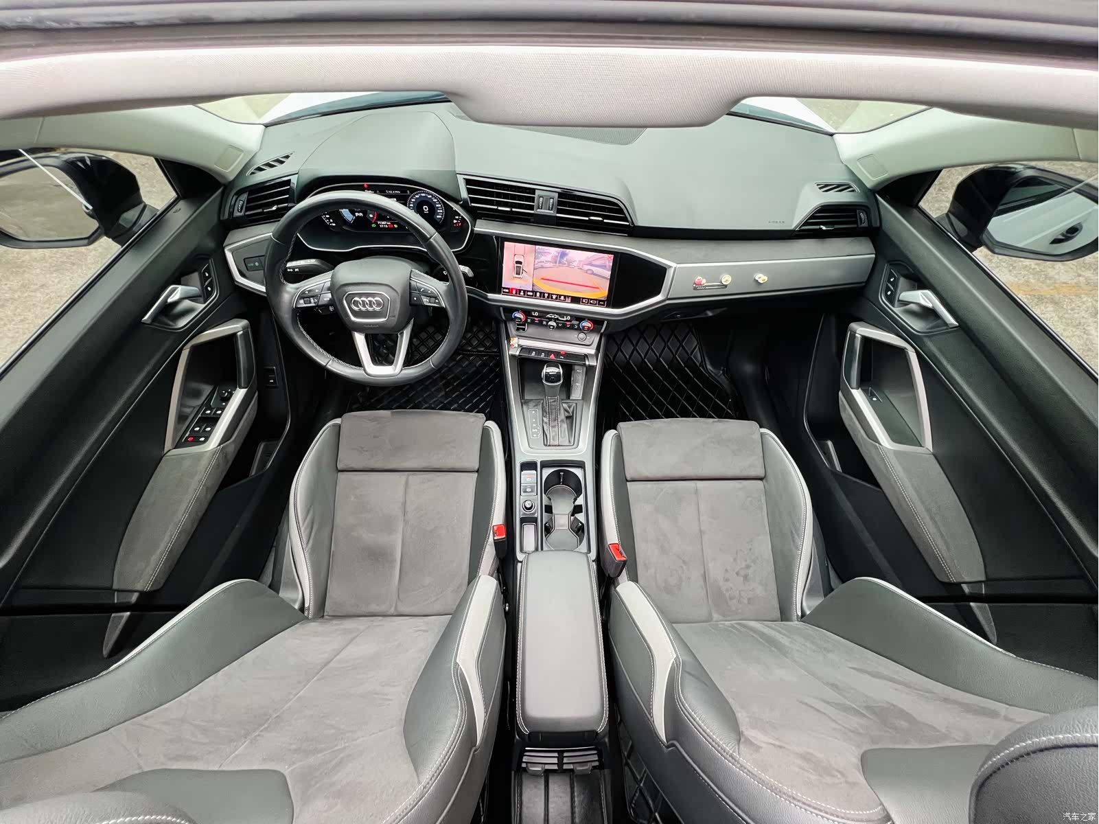 Audi Q3, 2022 14