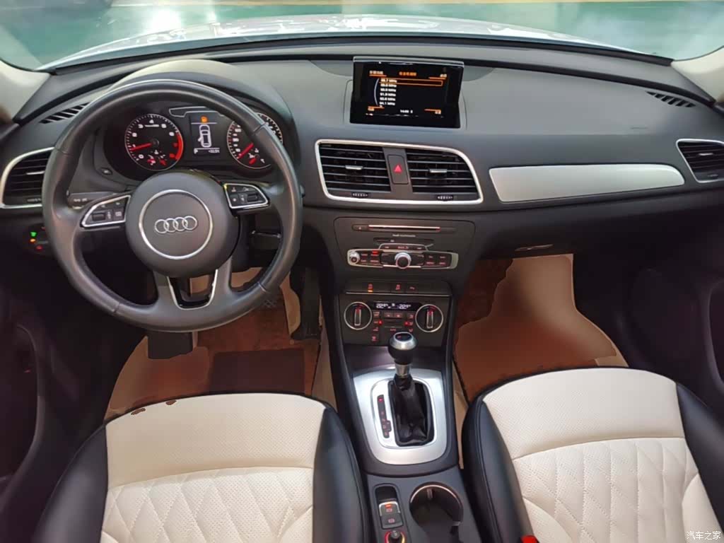 Audi Q3, 2018 10