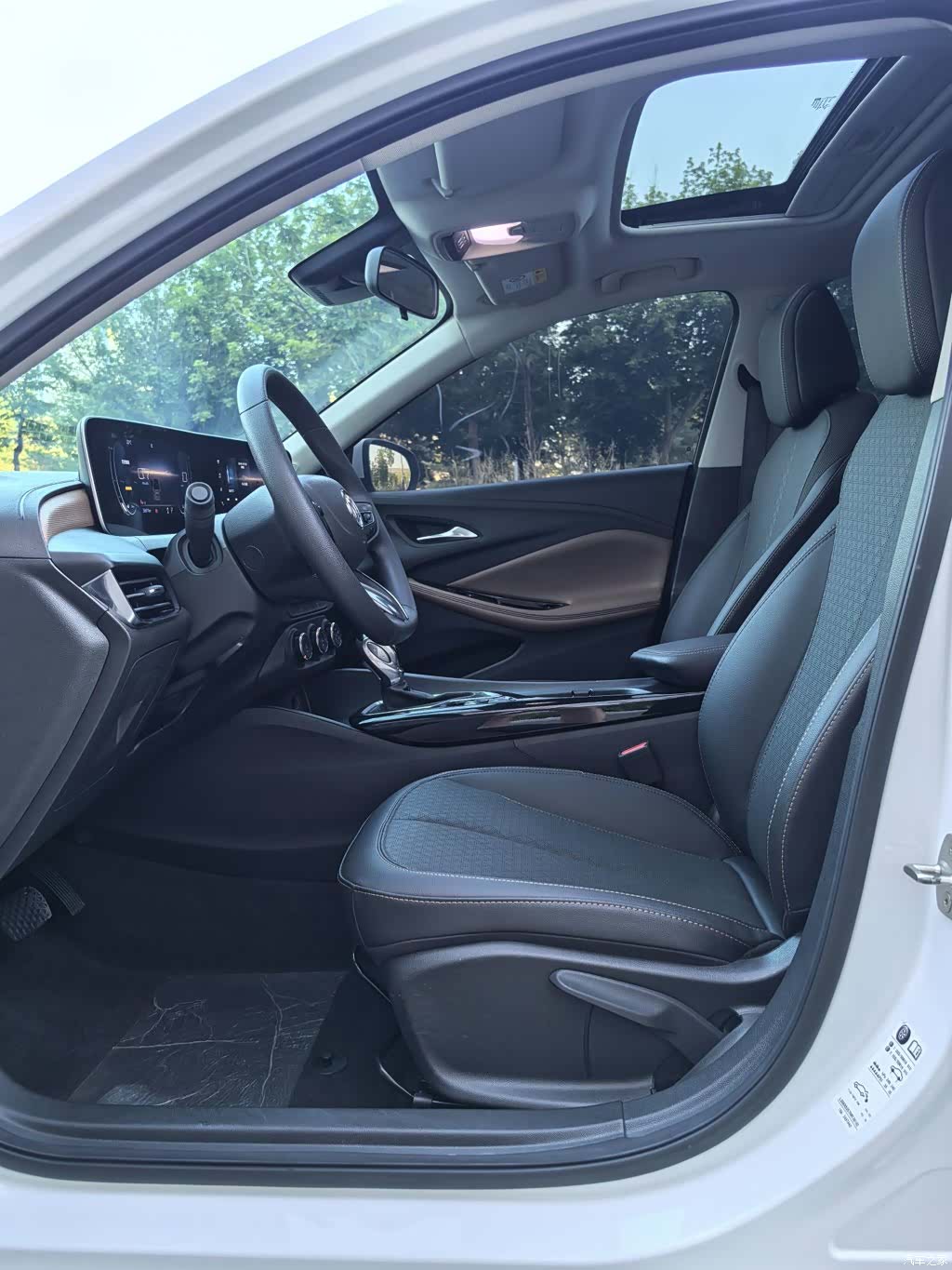 Buick Verano, 2023 8