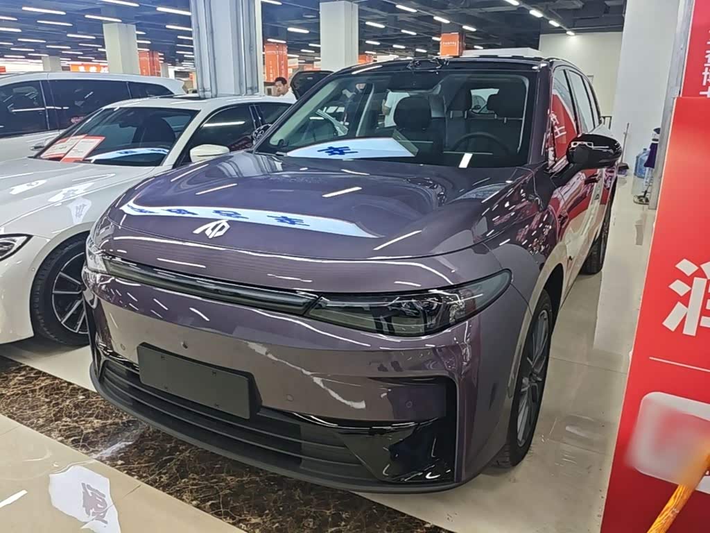 Leapmotor C10