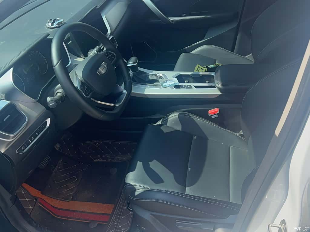 Geely Coolray, 2025 9