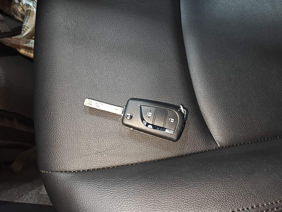 Toyota Corolla Sharp amplifier