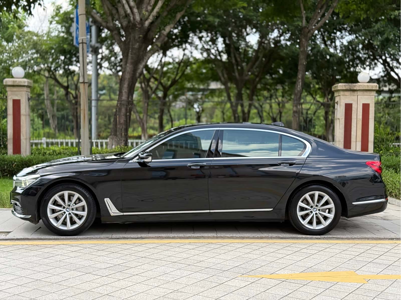 BMW 7 Series, 2017 7