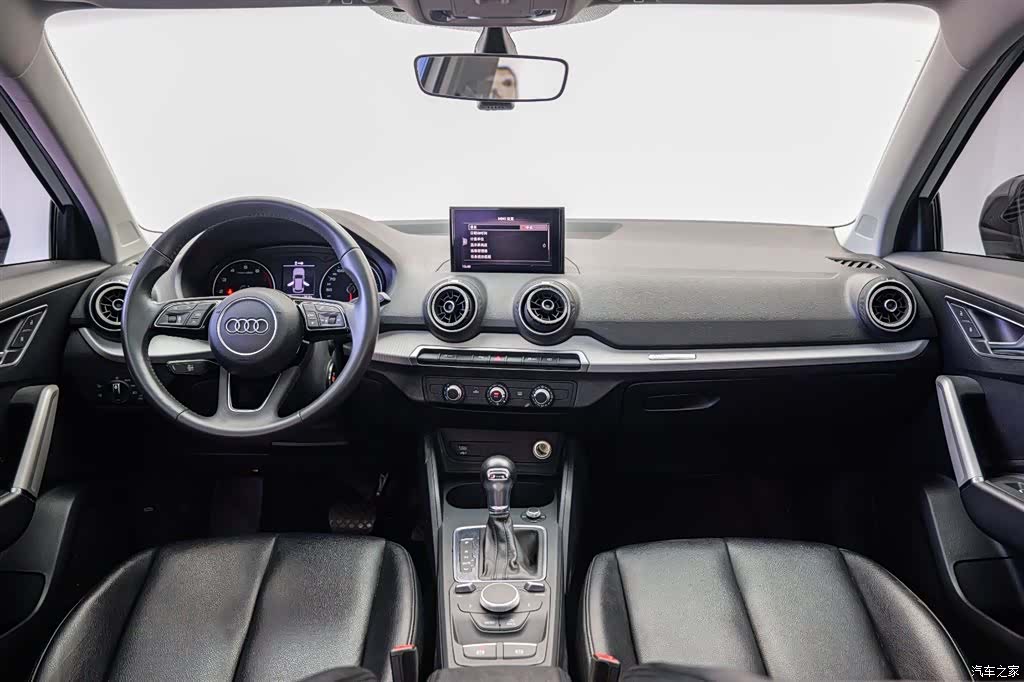 Audi Q2L, 2020 18