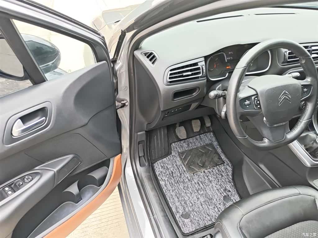 Citroen C4, 2017 16