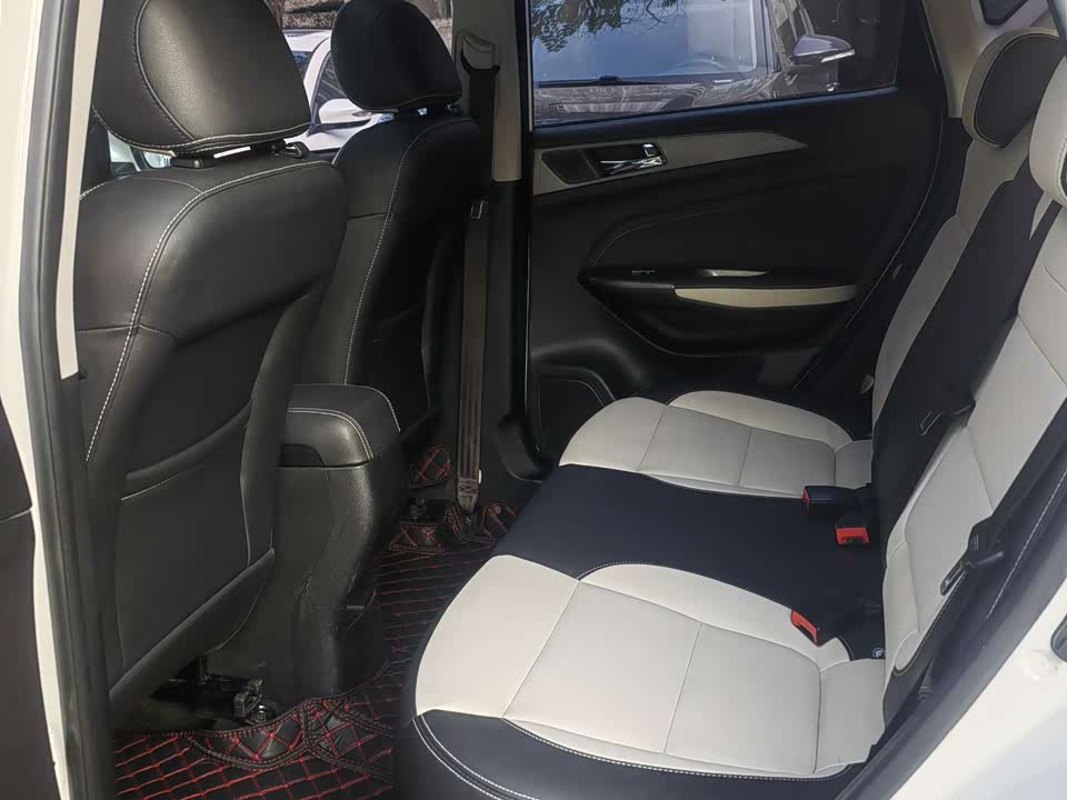 Changan CS35