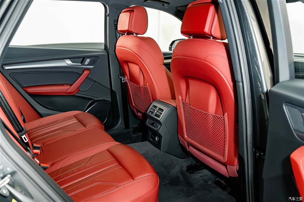 Audi Q5L, 2024 22