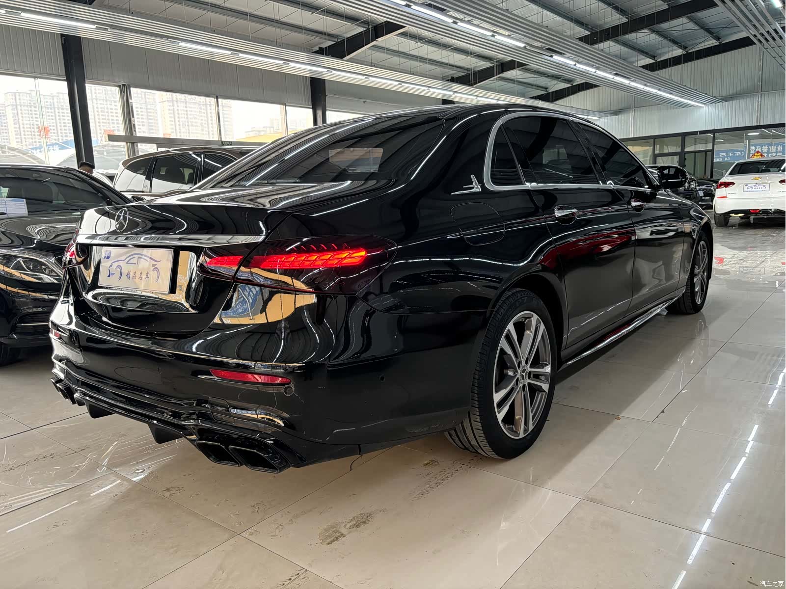 Mercedes-Benz E-Class, 2023 4