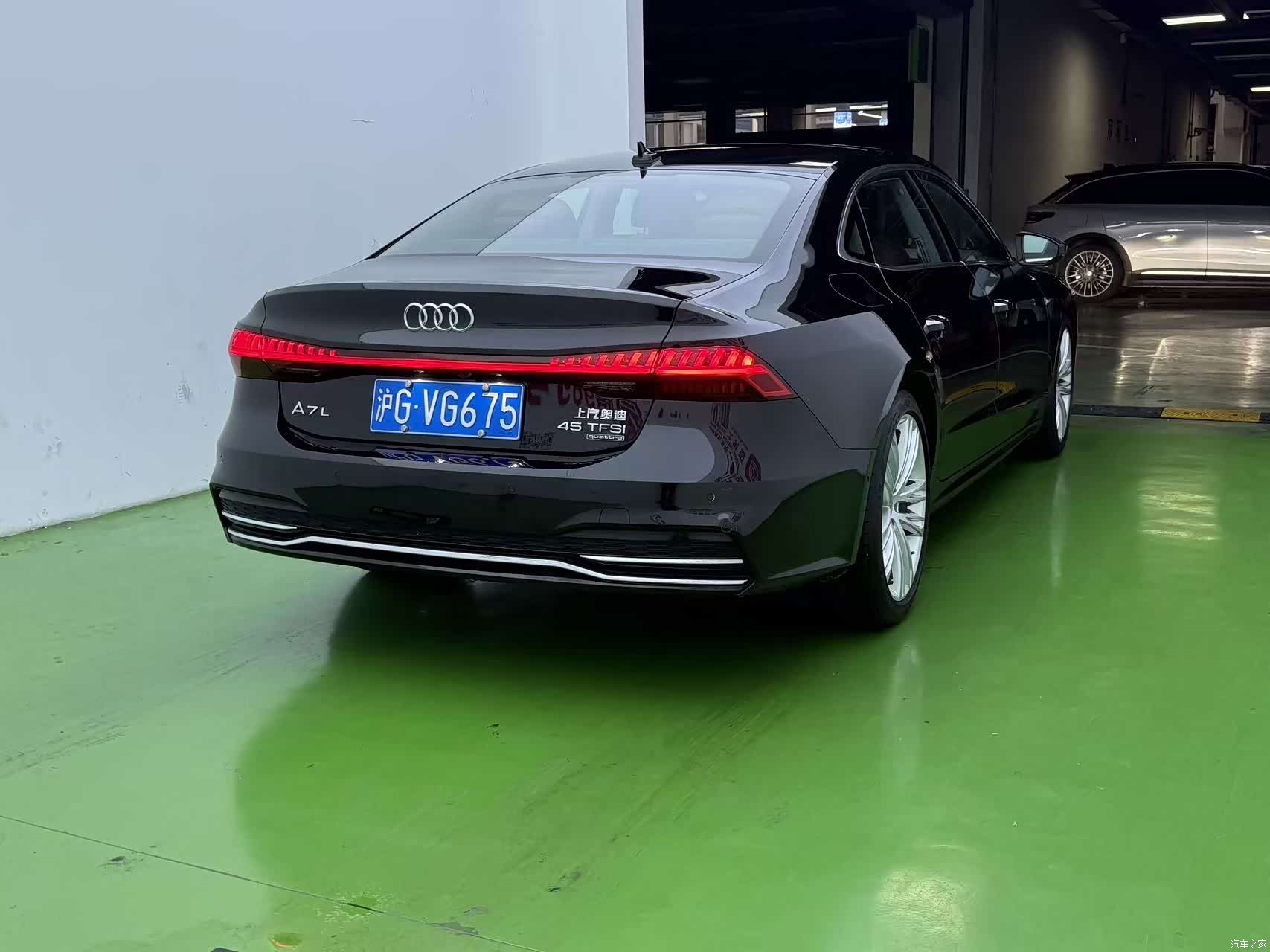 Audi A7L, 2024 4