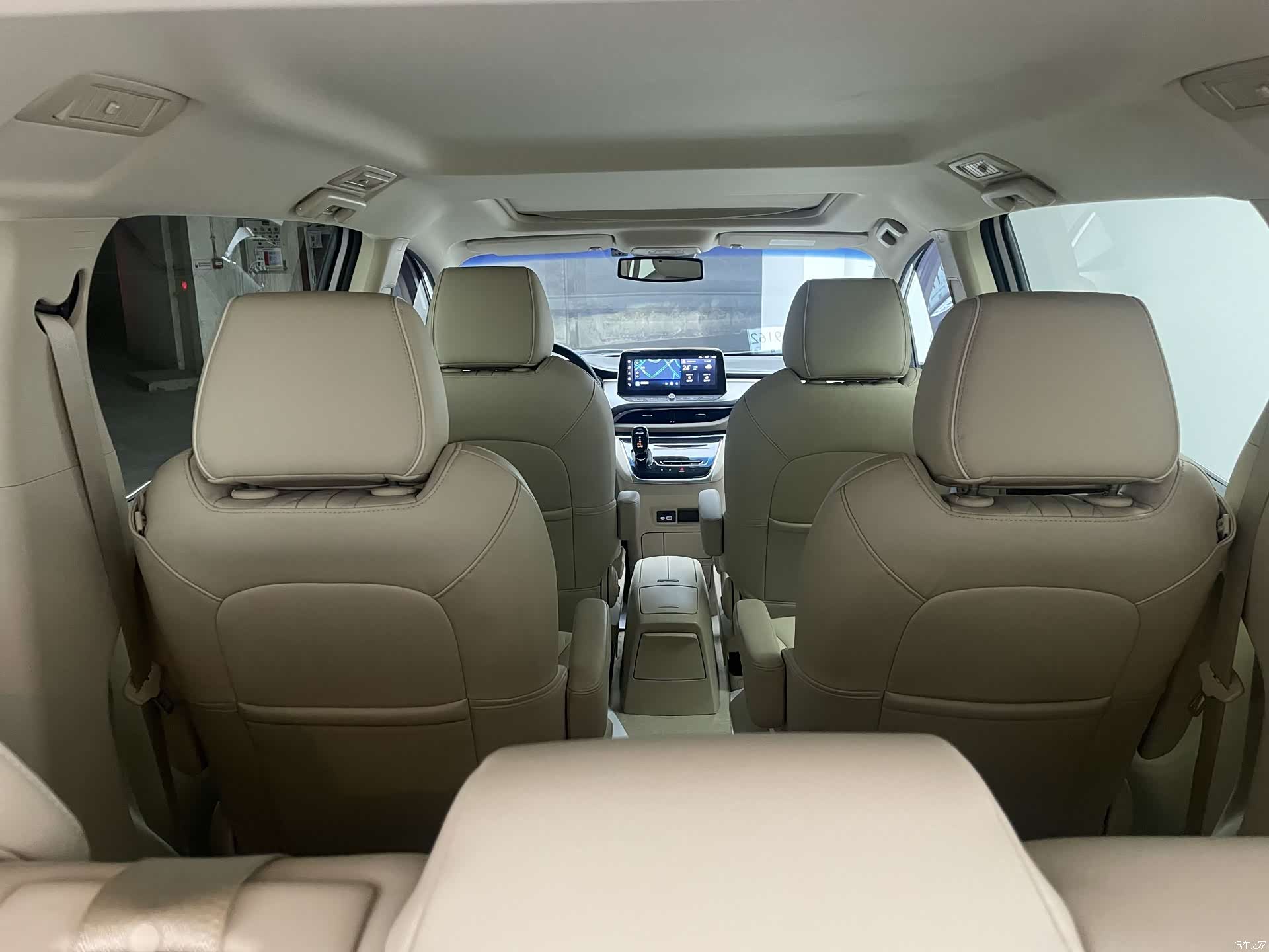 Buick GL8, 2023 17