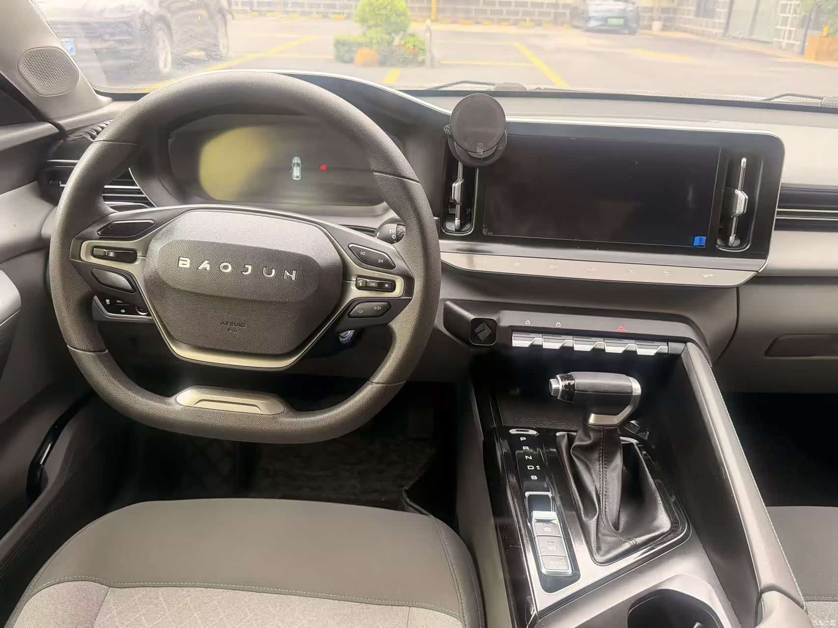 Wuling RC-5, 2022 20