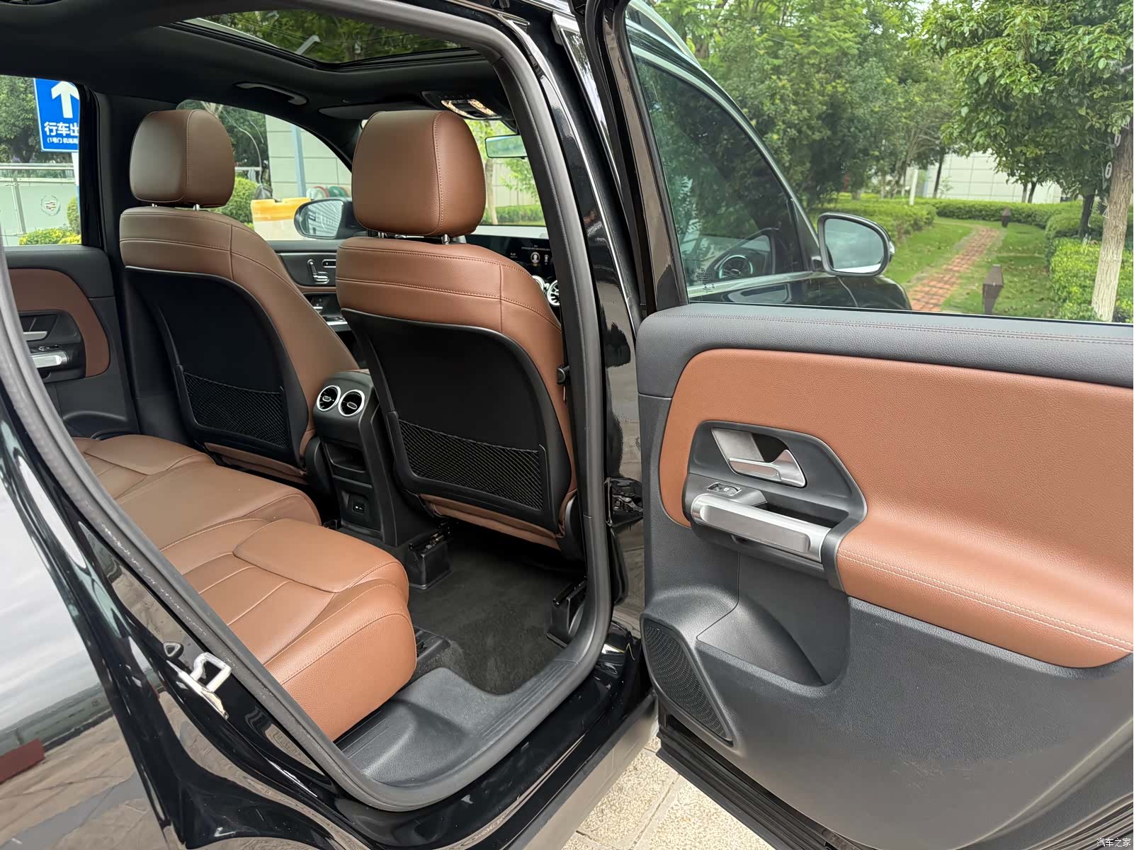 Mercedes-Benz GLB, 2021 44