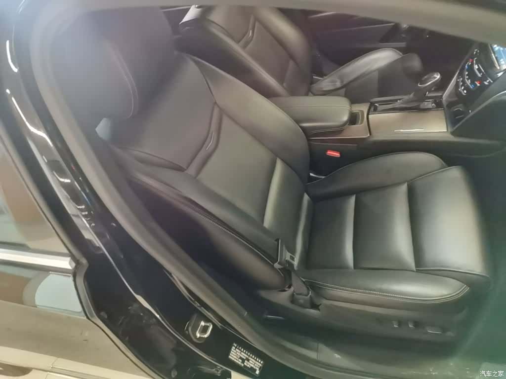 Cadillac XTS, 2019 25