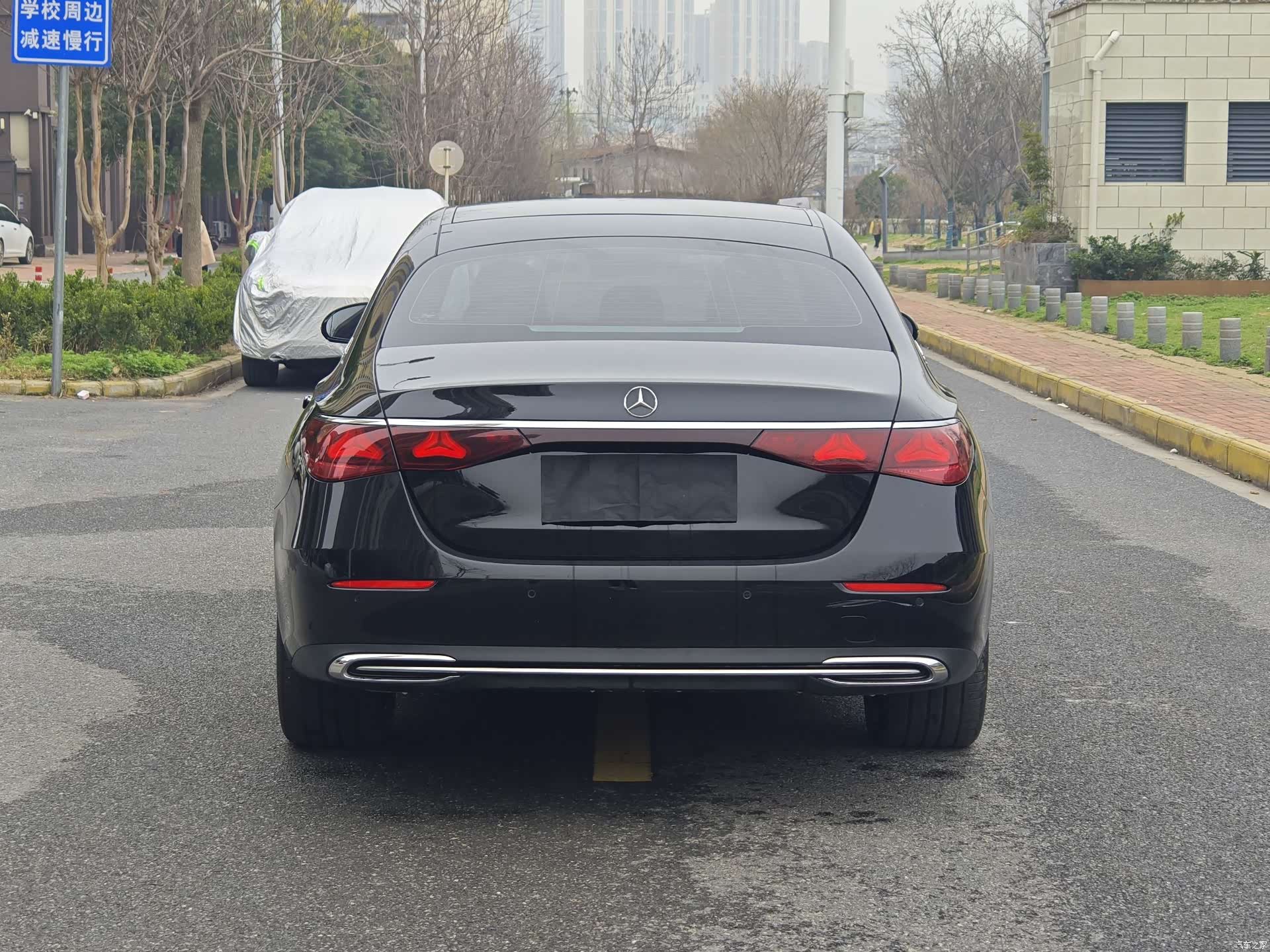 Mercedes-Benz E-Class, 2024 17