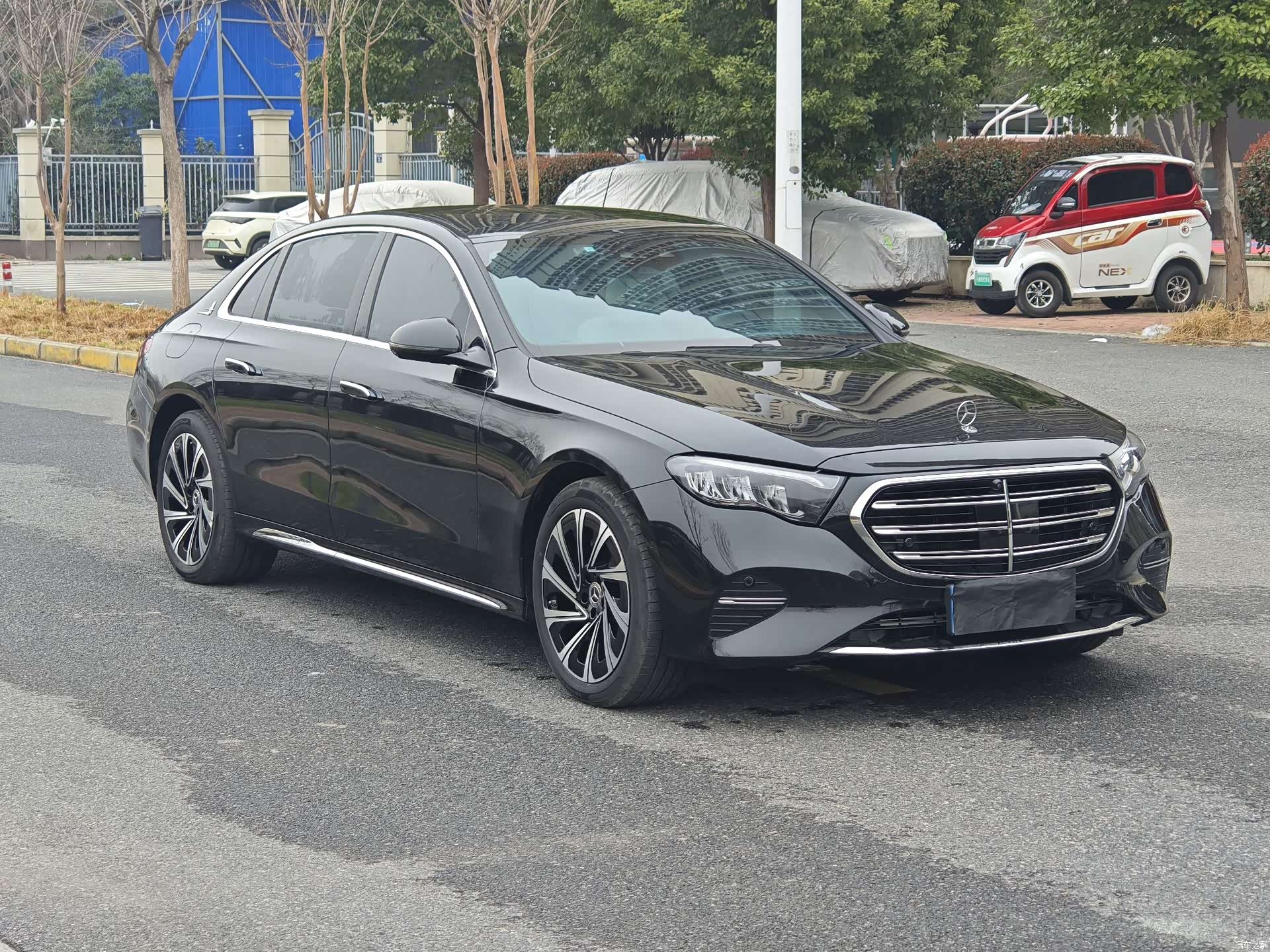 Mercedes-Benz E-Class, 2024 3