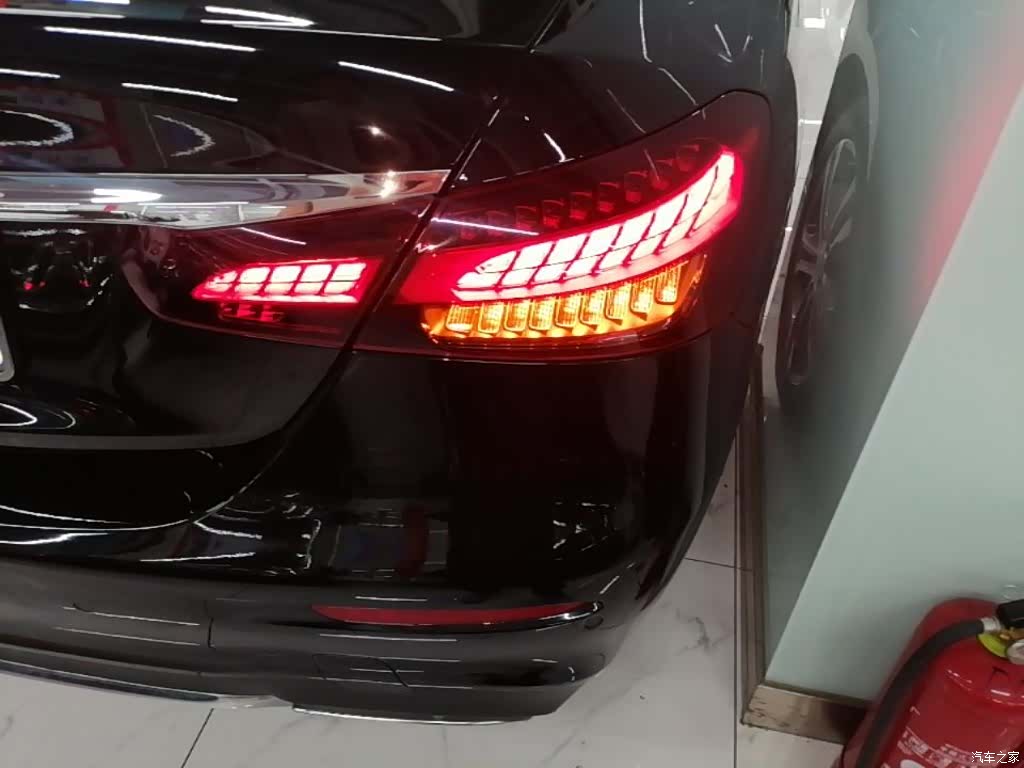 Mercedes-Benz E-Class, 2022 8