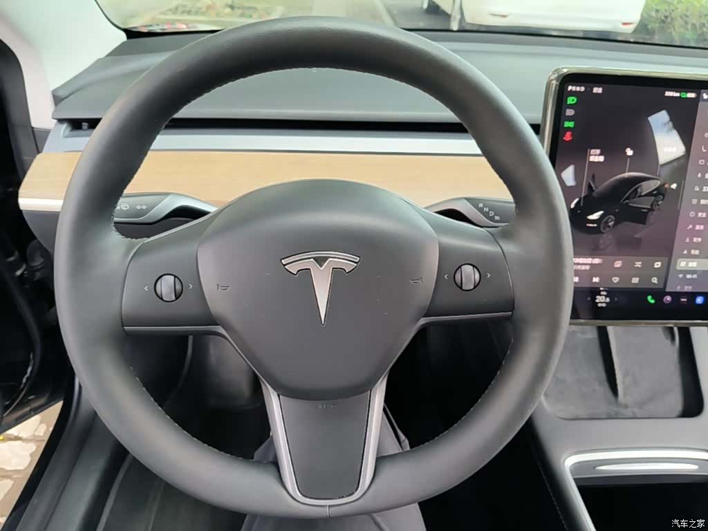 Tesla Model 3, 2023 11