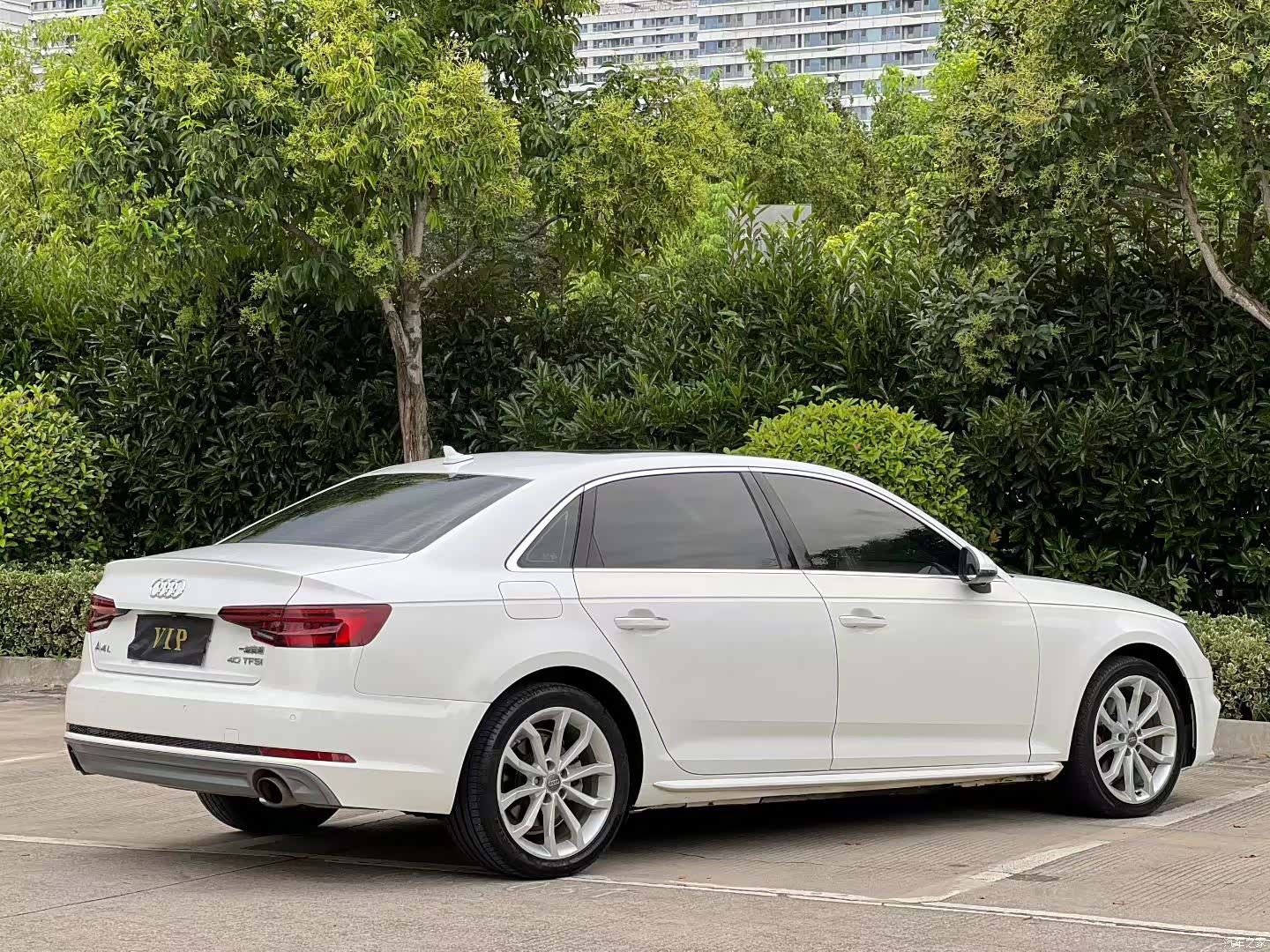 Audi A4L, 2017 8