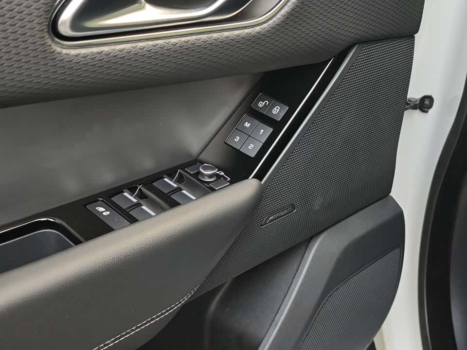 Land Rover Range Rover Star Pulse