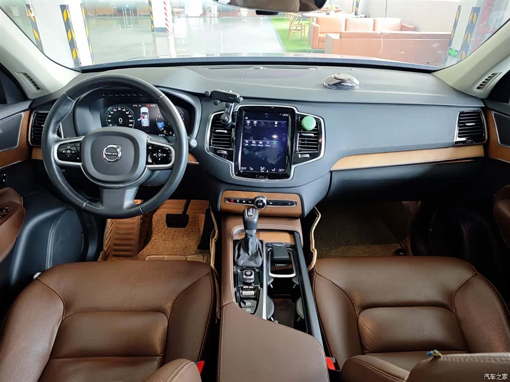 Volvo XC90, 2019 22