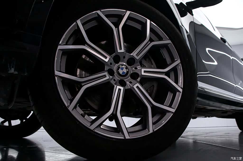 BMW X7, 2024 15