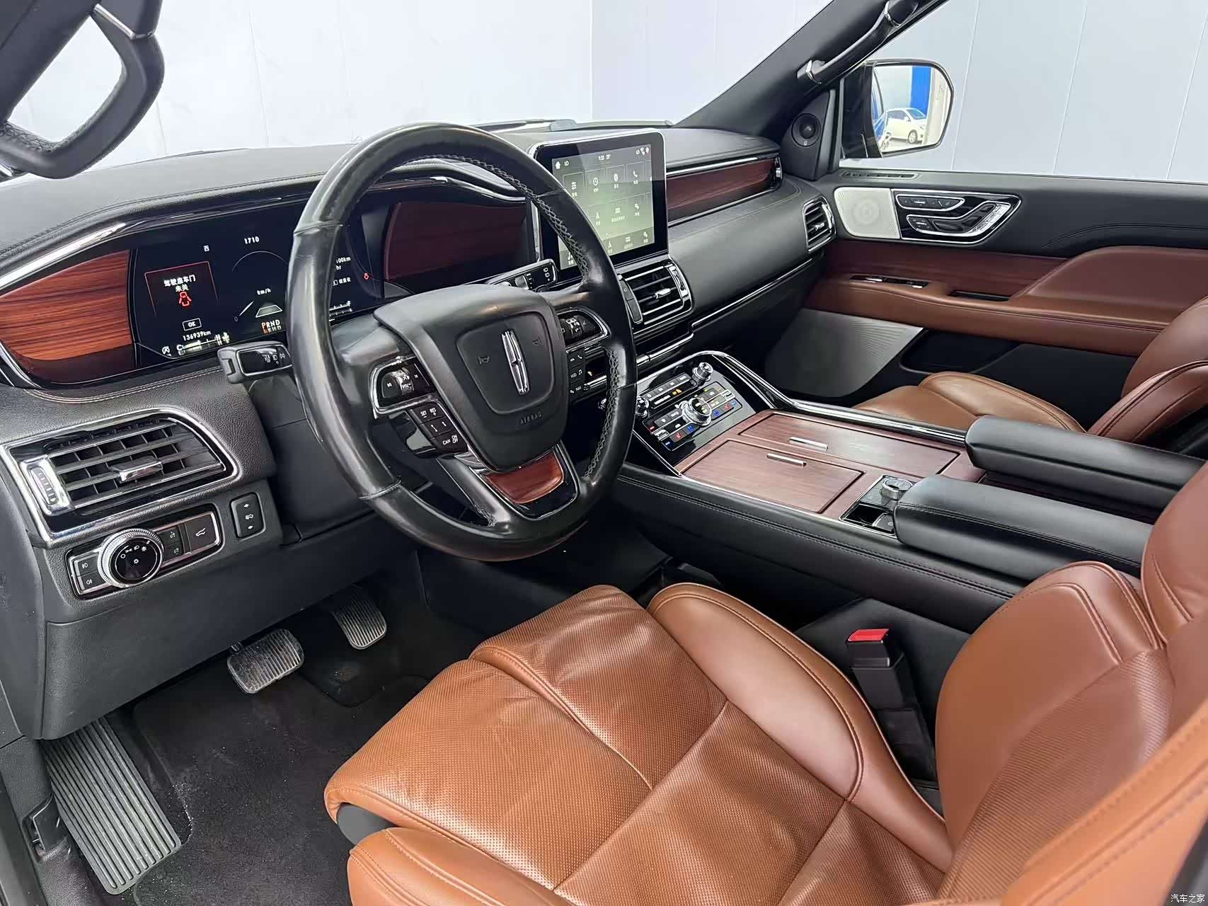 Lincoln Navigator, 2019 7