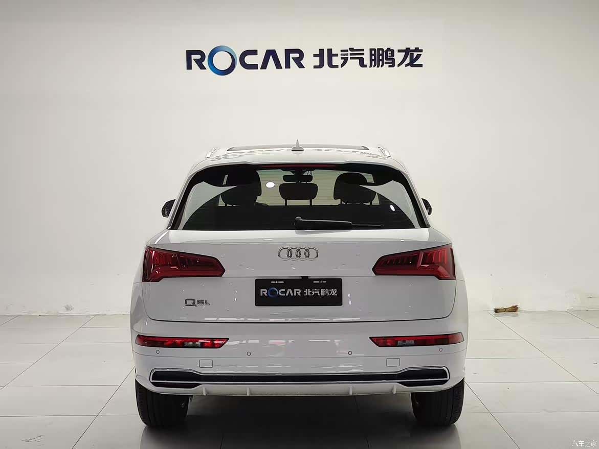 Audi Q5L, 2019 все фото