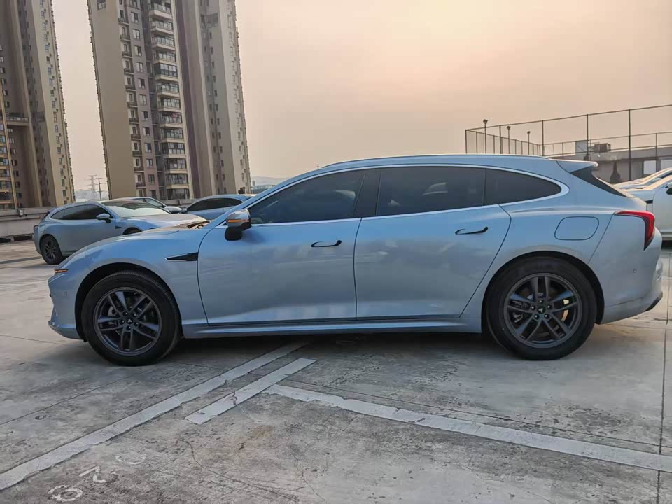 Neta Nezha S hunting Outfit