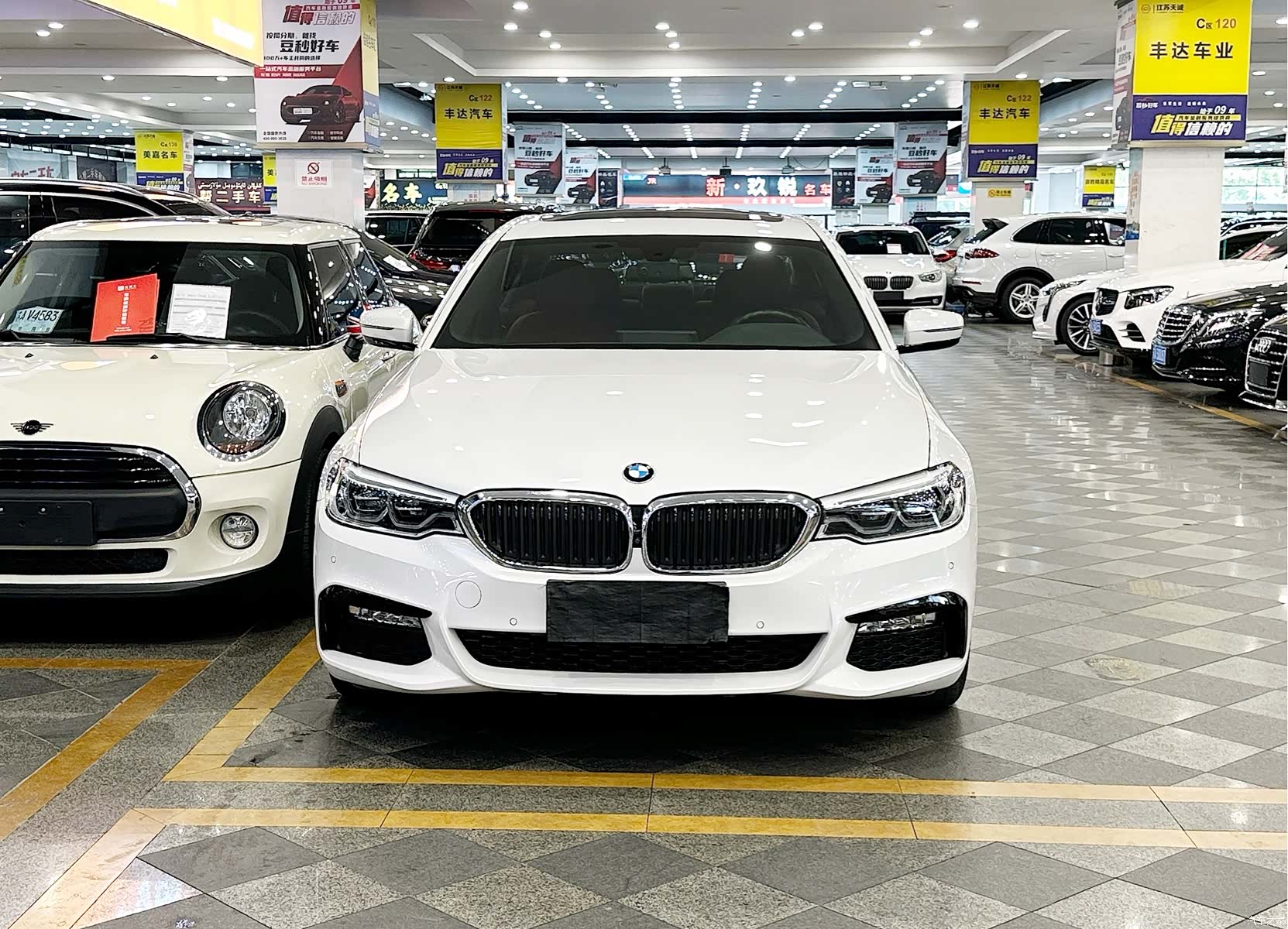 BMW 5 Series, 2018 2