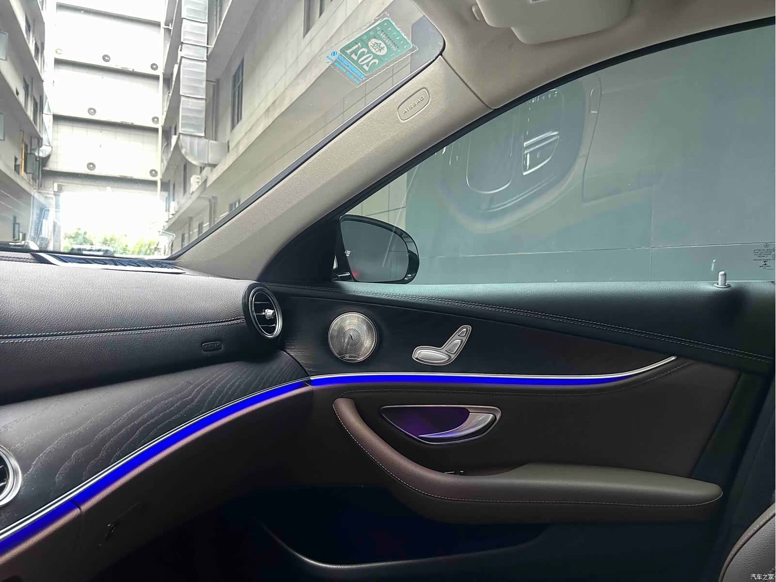 Mercedes-Benz E-Class, 2019 18